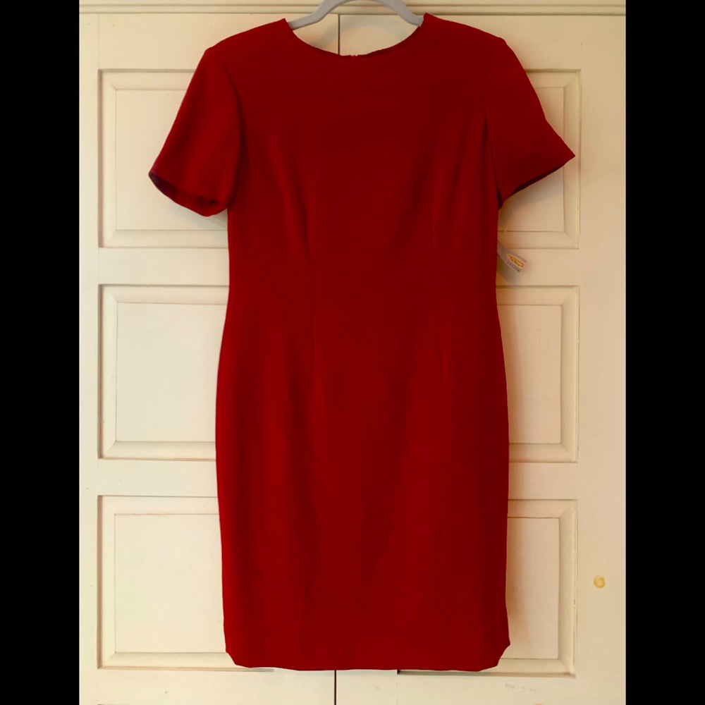 Woman’s petites 2 Sheath dress/ never worn